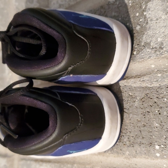 Boys shoes size 7c sneakers high top black blue white - Picture 5 of 8